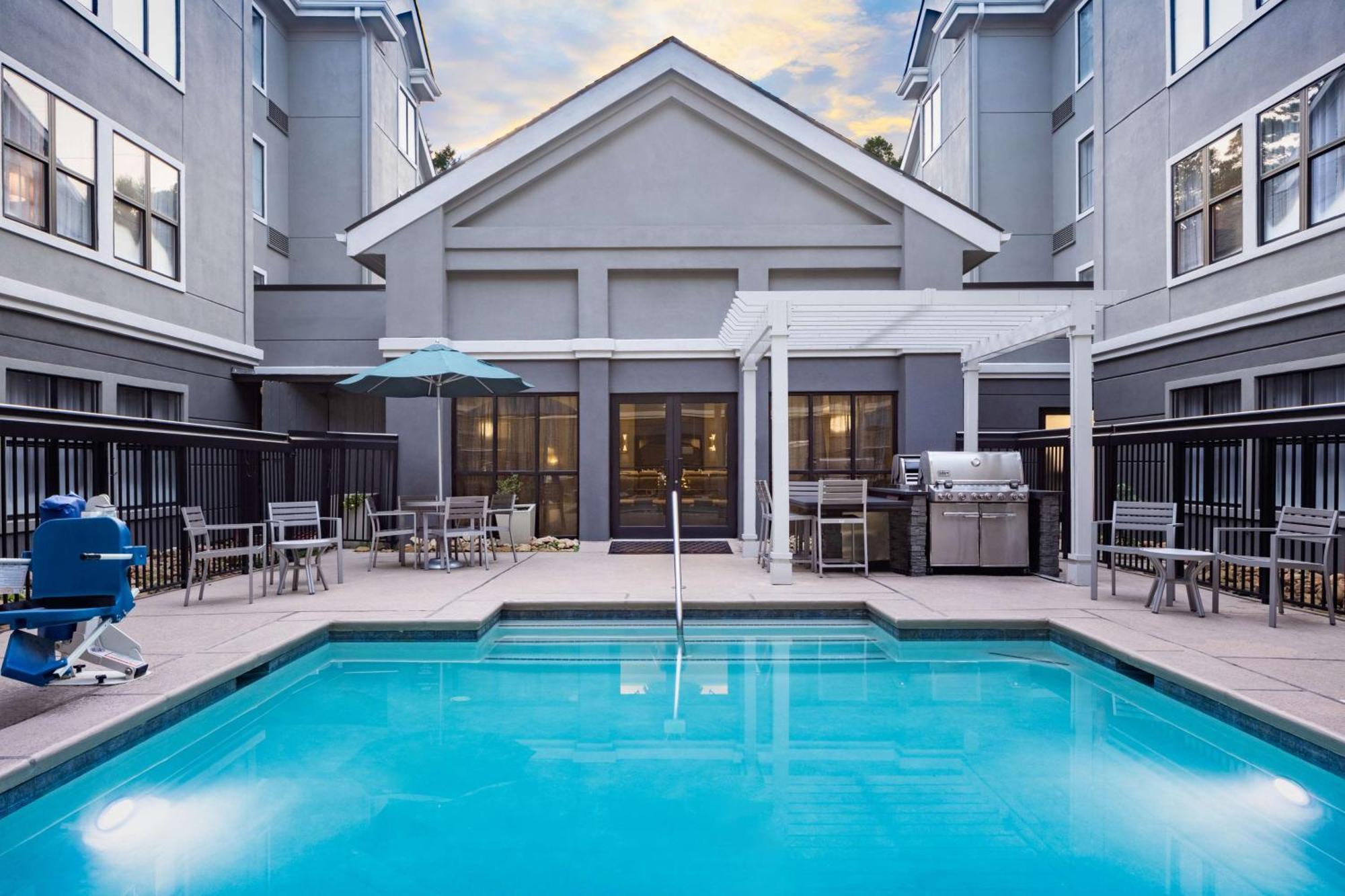Homewood Suites By Hilton Atlanta Lenox Buckhead Eksteriør bilde